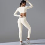 Women 3-Piece Gym Wear Set | Seamless Yoga Activewear Outfit - Image 6