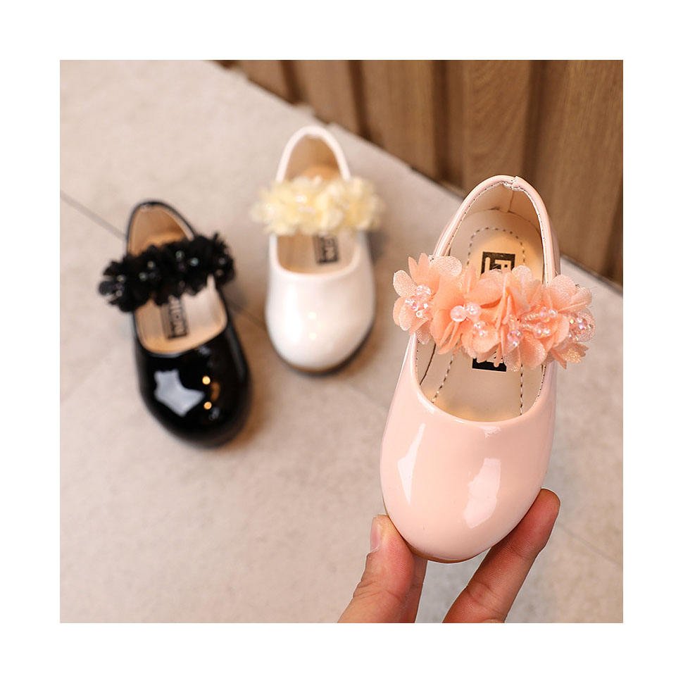 H64c71b933ccd46a7a5626b434eb30855p Girls' Princess Leather Shoes Water Diamond Lace Baby Shoes Bright Skin Performance Small and Medium Children's Single Shoes - Image 1