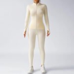 Women 2-Piece Gym Set | Seamless Yoga Workout Outfit - Image 4