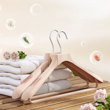 Pink non slip clothes hangers set durable plastic wardrobe hangers