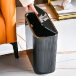 14L Plastic Trash Bin with Lid - Image 4