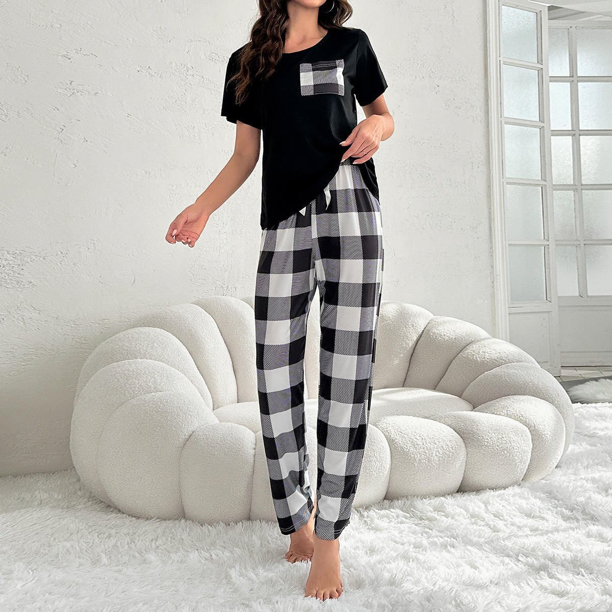 H6b139623e3f247568d96ff890eeefc0do Women's Summer Cotton Check Night Suit - Image 1