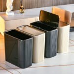 14L Plastic Trash Bin with Lid