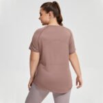 Women’s Plus-Size Breathable Yoga & Fitness Top