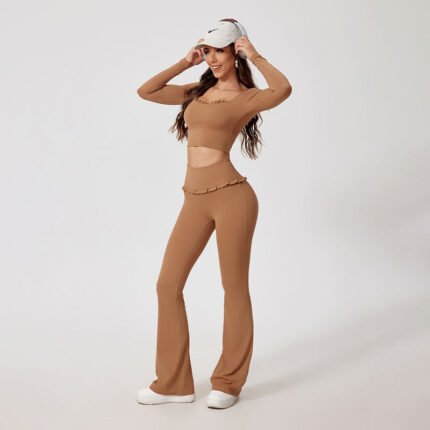 Women’s Square-Neck Long-Sleeve Yoga & Gym Set